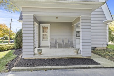 6_side porch