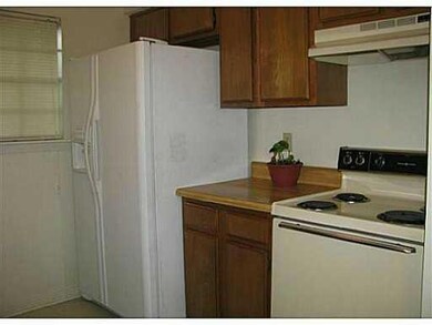 349 Maple Leaf Cir, Slidell, LA 70458 - photo 3