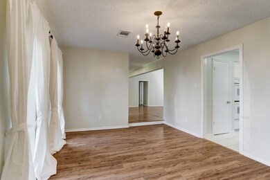 4319 Black Locust Dr, Houston, TX 77088 - photo 4