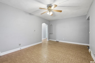 2103 W High St, Davenport, IA 52804 - photo 6