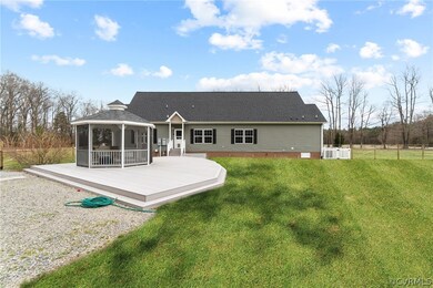 773 Shady Ln, Dunnsville, VA 22454 - photo 4
