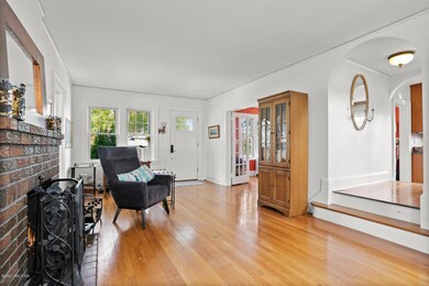 41 Lenox Ave, Stamford, CT 06906 - photo 7