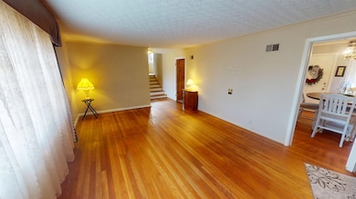 127 Green Oak Dr, Huntington, WV 25705 - photo 5