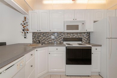 470 Paradise Isle Blvd unit 204, Hallandale Beach, FL 33009 - photo 5