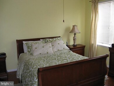 343 Cedar St NW unit 318, Washington, DC 20012 - photo 4