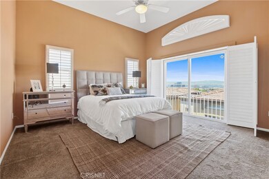 5220 Premiere Hills Cir unit 219, Woodland Hills, CA 91364 - photo 3