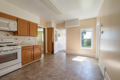 2140EFowler_JW_REO-9738-Edit-Edit