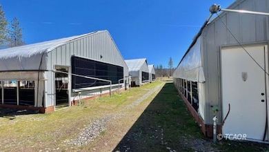 331 N Meadow Ln, Hayfork, CA 96041 - photo 4