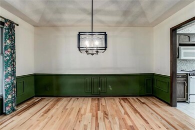 12253 W 104th St, Lenexa, KS 66215 - photo 7