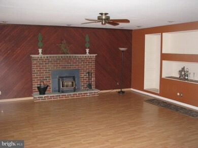 415 Camelot Dr, Brookhaven, PA 19015 - photo 3