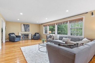 8 Volunteer Way, Lexington, MA 02420 - photo 2