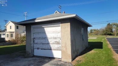 720 W State St, Fremont, OH 43420 - photo 5