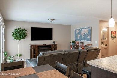 04-Unit 3 Living Room_ELI08208-HDR-Edit