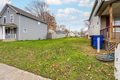 2040 W 83rd St, Cleveland, OH 44102 - photo 2