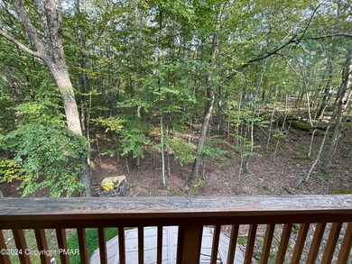 121 Ledge View Dr, Hawley, PA 18428 - photo 2