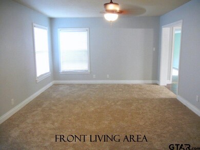 705 705 E Hudson St, Tyler, TX 75701 - photo 4