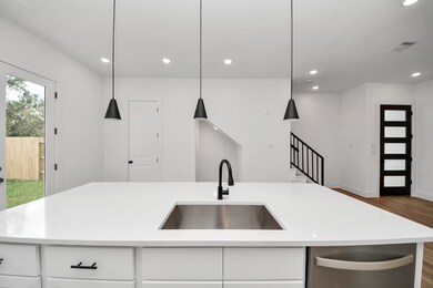 2708 Bostic St unit B, Houston, TX 77093 - photo 7