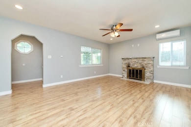 922 N 4th Ave, Upland, CA 91786 - photo 5