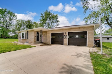 225 N Wentz St, Wapakoneta, OH 45895 - photo 3