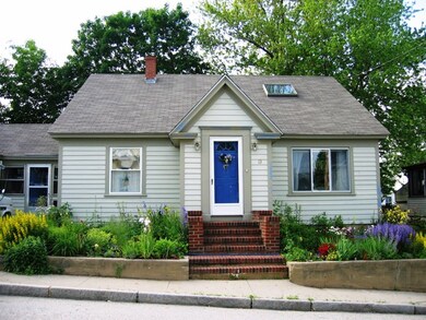 13 Mount Auburn St, Somersworth, NH 03878 - photo 2