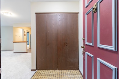 931 W Glen Park Ave unit 204, Griffith, IN 46319 - photo 2