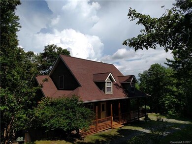 Great vacation retreat or year around private home