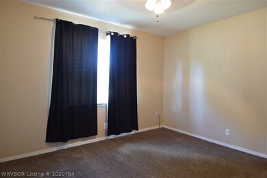 702 Varner Dr, Muldrow, OK 74948 - photo 7