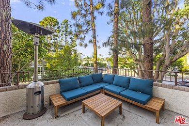 8110 Manitoba St unit 114, Playa Del Rey, CA 90293 - photo 4