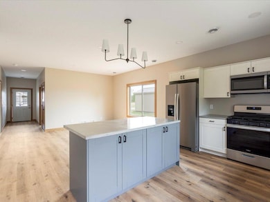 Not exact, to be completed with similar finishings. Colors may change.