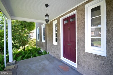 22 E Albemarle Ave, Lansdowne, PA 19050 - photo 3