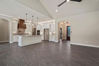 1039 Alex Dr, Springtown, TX 76082 - photo 2