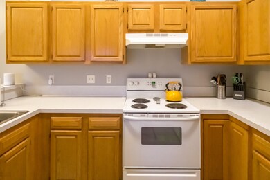 6593 Clover Ct-19