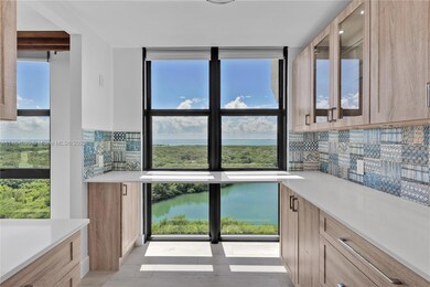 Kitchen-bar with view