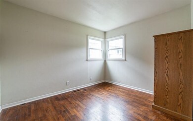 422 N Hamilton St, Lincoln, IL 62656 - photo 7