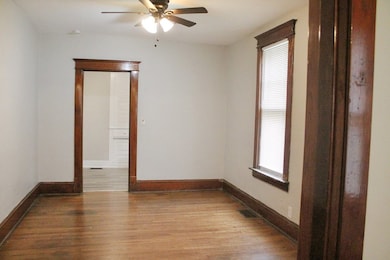 328 W 4th St, Ashland, OH 44805 - photo 4