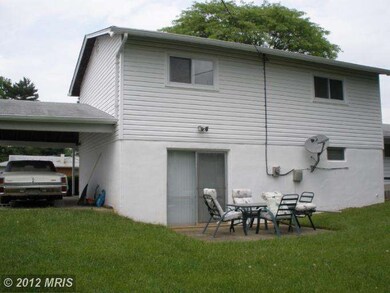 8337 Scotts Level Rd, Pikesville, MD 21208 - photo 5