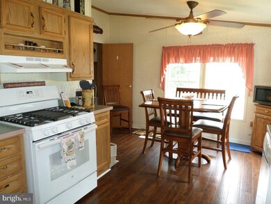 11 Mohnton Lawn Ct, Mohnton, PA 19540 - photo 7