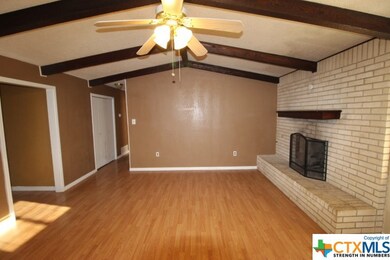 2114 Miles St, Copperas Cove, TX 76522 - photo 2