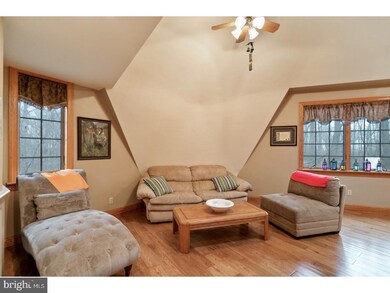 1975 Miller Rd, Pennsburg, PA 18073 - photo 3