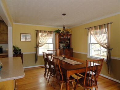 320 Forest Grove Ave, Jacksonville, NC 28540 - photo 5