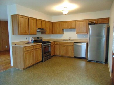 2425 SE 6th St, Des Moines, IA 50315 - photo 6