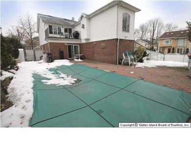 75 Melrose Ave, Staten Island, NY 10301 - photo 3