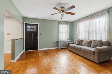 2133 Maple Ave, Croydon, PA 19021 - photo 4