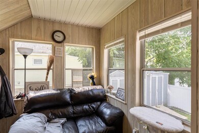 75 Westminster St, Manchester, NH 03103 - photo 4