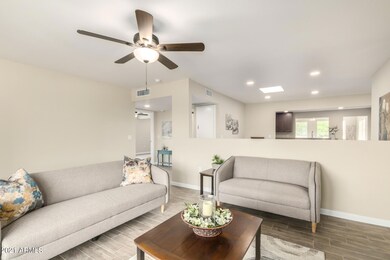 17409 N Cottonwood Dr, Sun City, AZ 85373 - photo 5