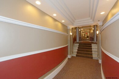 352 State St unit 5B, Albany, NY 12210 - photo 4