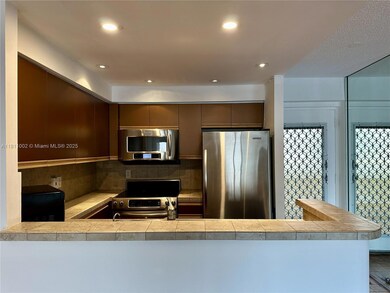 3545 NE 167th St unit 204, North Miami Beach, FL 33160 - photo 7