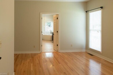 1st floor Master Bedroom