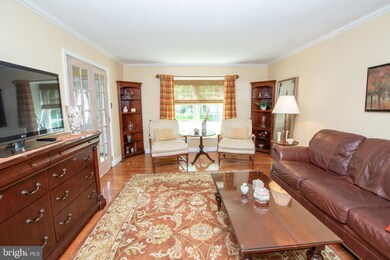 351 Old Mill Dr, Langhorne, PA 19047 - photo 7