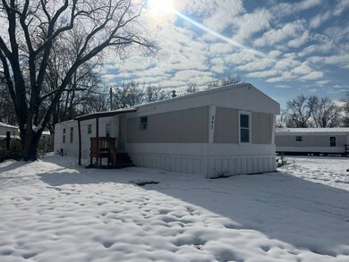 3120 W Chain of Rocks Rd unit 257, Granite City, IL 62040 - photo 2